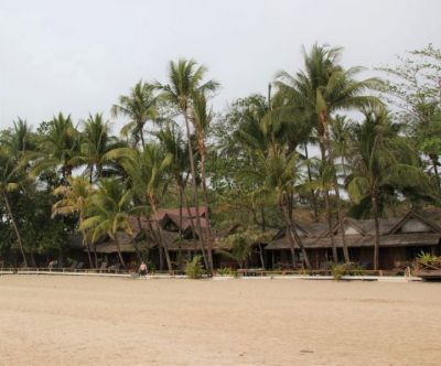 Gill Newman Cycling on the  tour with redspokes